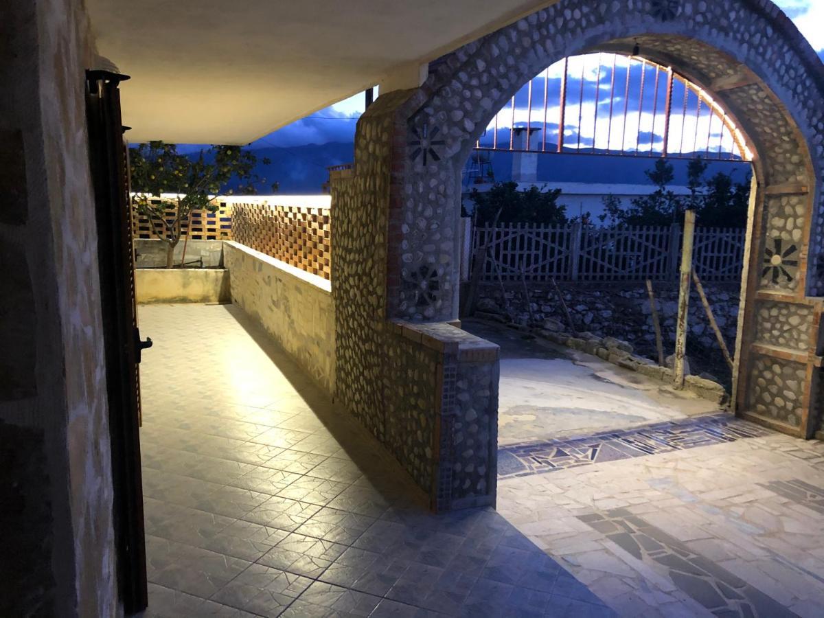 The Sunset Villa Leven Wlora Zewnętrze zdjęcie